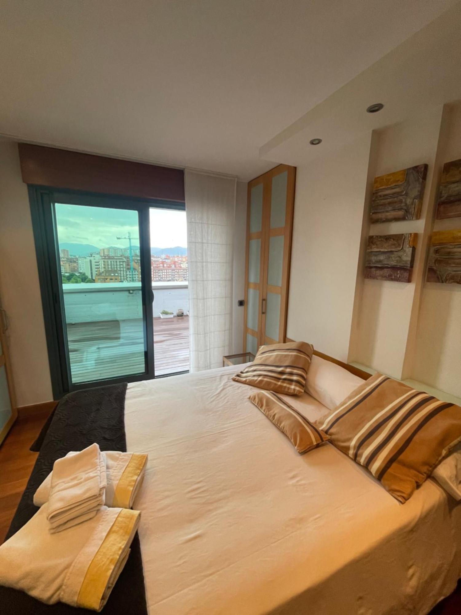El Atico De La Playa Parking Gratis Appartement Gijón Buitenkant foto